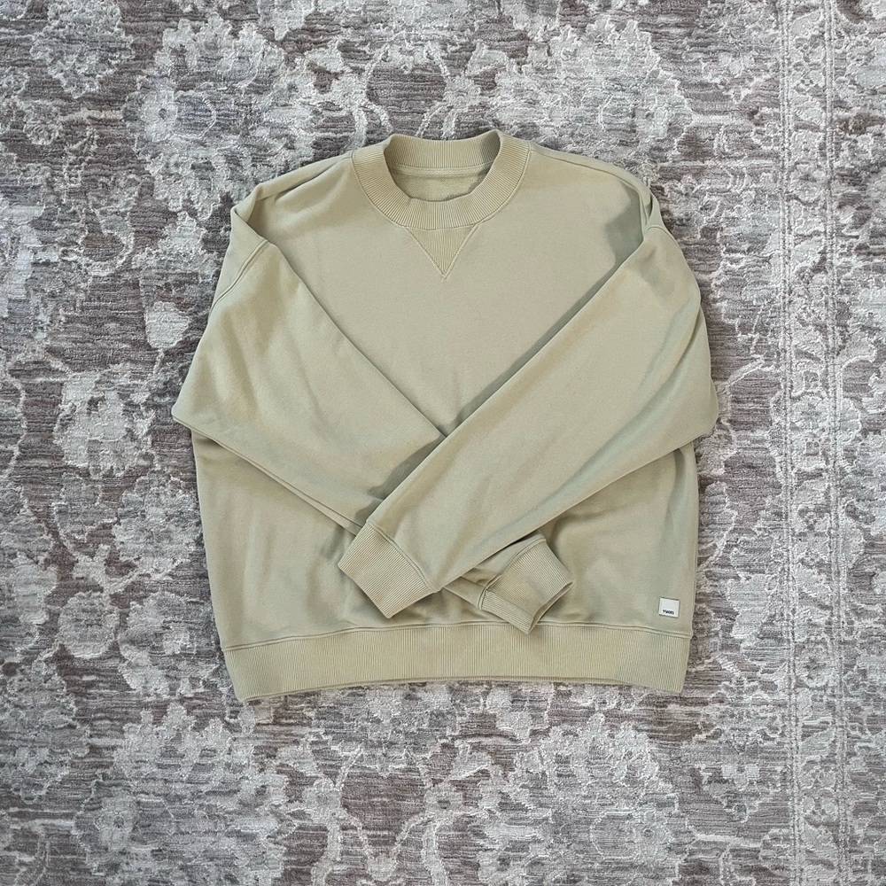Vuori Yellowish/Green Crew Neck Sweatshirt